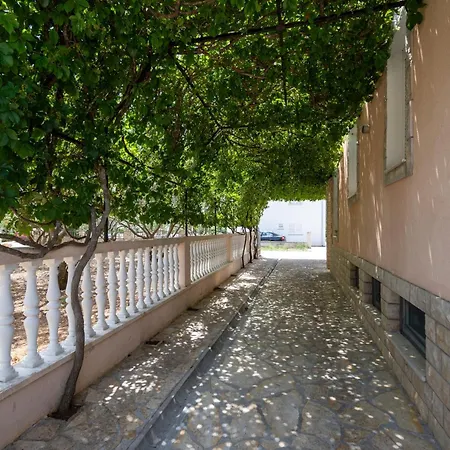 Pensionat And With Parking Space Biograd Na Moru, Biograd - 4305