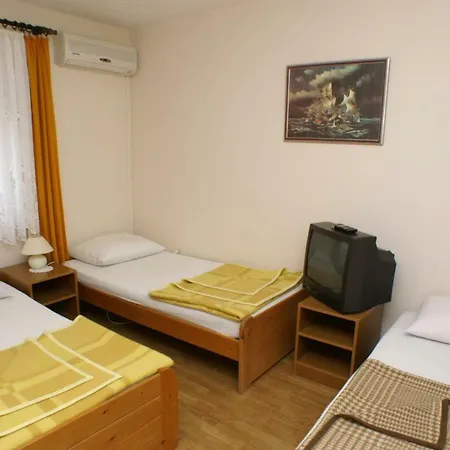 Gasthof And With Parking Space Biograd Na Moru, Biograd - 4305