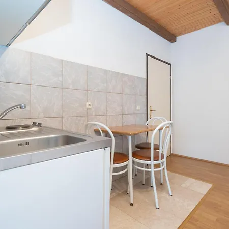 And With Parking Space Biograd Na Moru, Biograd - 4305 Gasthof