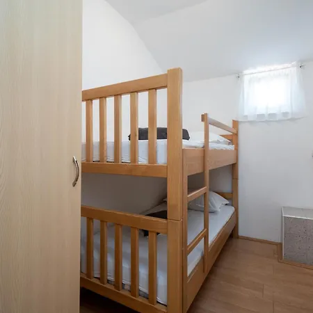 And With Parking Space Biograd Na Moru, Biograd - 4305 Guest house