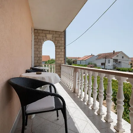 Gasthof And With Parking Space Biograd Na Moru, Biograd - 4305 3*