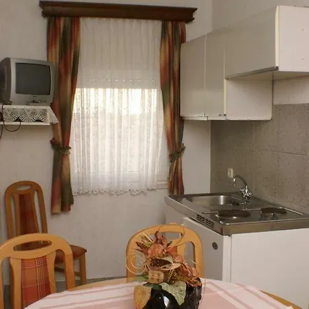 Pensionat And With Parking Space Biograd Na Moru, Biograd - 4305