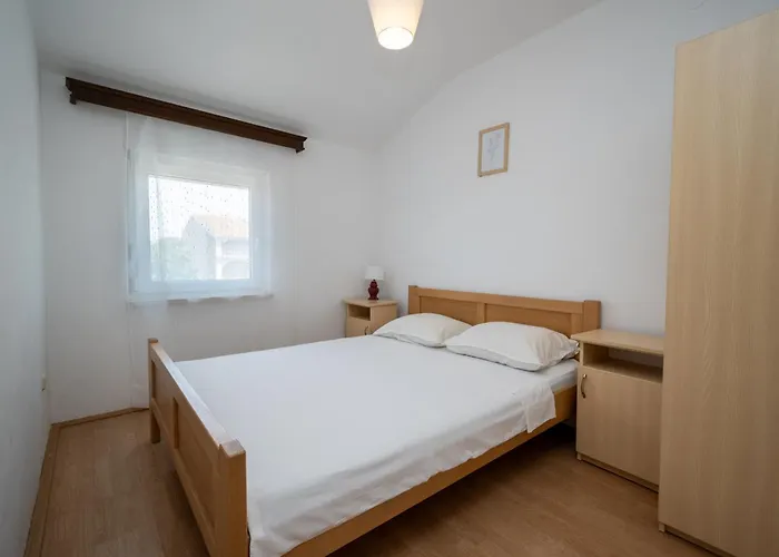 Pensionat And With Parking Space Biograd Na Moru, Biograd - 4305