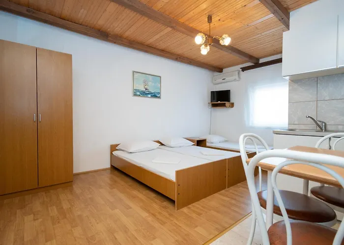 Pensionat And With Parking Space Biograd Na Moru, Biograd - 4305